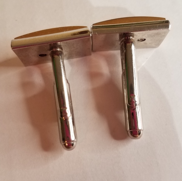 Silver and gold tone cufflink j82 - Picture 2 of 4